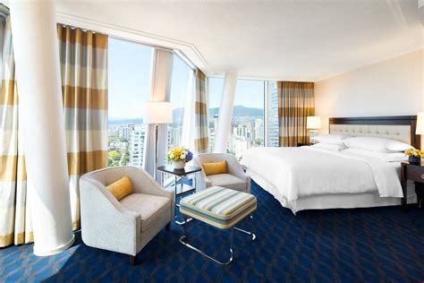 Accommodation Vancouver, Canada - Hotel Rooms | Sheraton Vancouver Wall ...