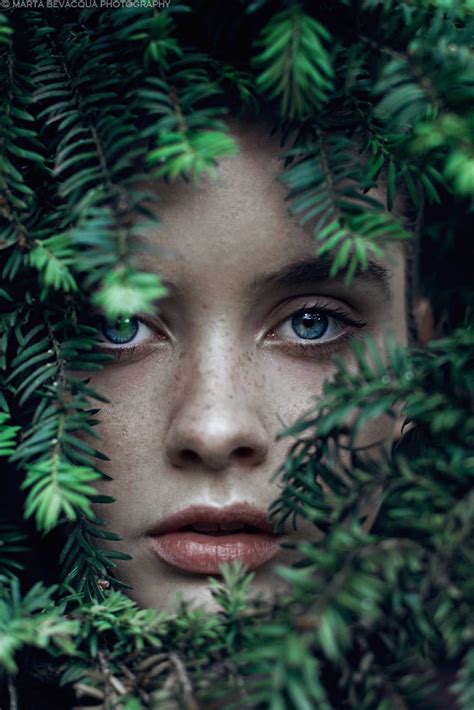 Artistic Girl Photography by Marta Bevacqua | Framing photography, Female portraits, Portrait