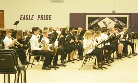 Middle School Band Concert Ends in a Victory – Eagle's Eye