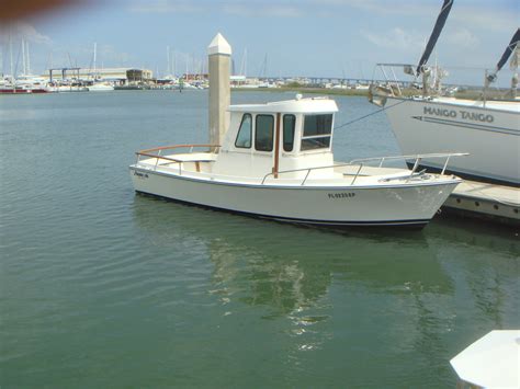 Shamrock Pilot House 1986 for sale for $19,750 - Boats-from-USA.com