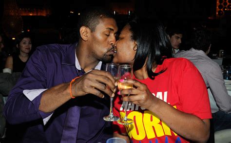 .: NBA player Ron Artest & his wife Kimsha Artest celebrate his birthday