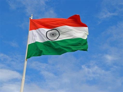 Centre asks firms to arrange Tricolours - Civilsdaily