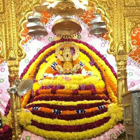 Khatu shyam ji Temple live darshan - YouTube