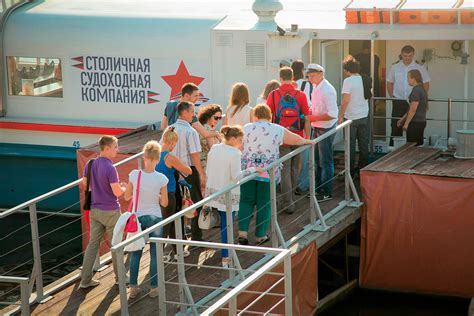 Cruising the Moskva River: A short guide to boat trips in Russia’s ...