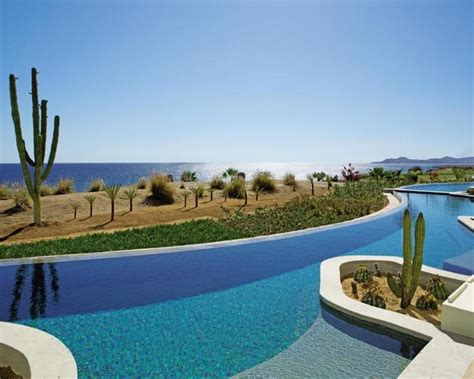 Cabo Swim-Up Rooms: All-Inclusives + More | Roam Mexico