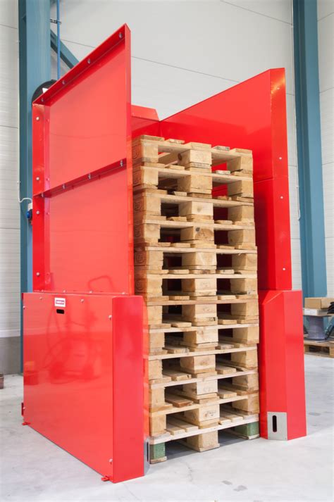 HSS - Pallet dispensers available