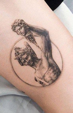 Medusa Tattoos: Meanings, Tattoo Designs & Artists