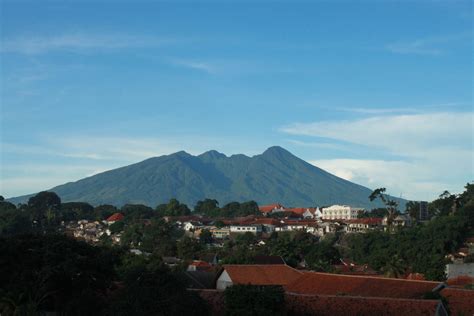 Indonesia My Country: GUNUNG SALAK - Indikator Cuaca Kota Bogor