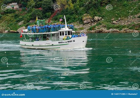 The "Maid of the Mist V " Boat Tour in Niagara Falls Editorial Image - Image of steam, scenic ...