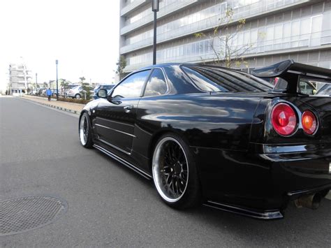 Nissan Skyline R34 GTR RB26DETT - Jap Imports UK