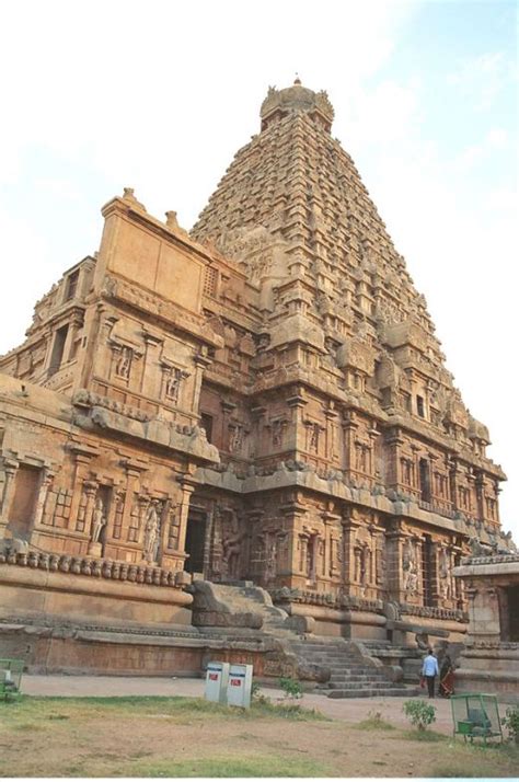 Revolution Of Hinduism: Dravidian Architecture