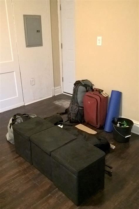 Packing Up the Minimalist Apartment