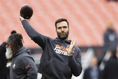 Browns QB Joe Flacco reverts back to practice squad, could sign with ...