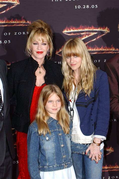 27 Throwback Photos of Dakota Johnson | Melanie griffith, Dakota johnson and Famous people