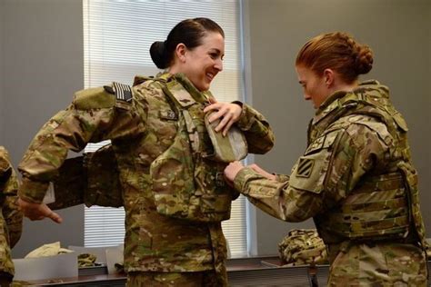 DEVCOM Soldier Center seeks to improve body armor for women | Article ...