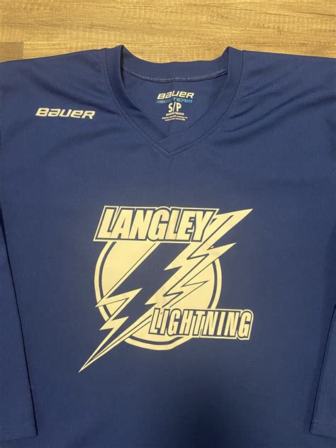 Langley Lightning hockey jersey | SidelineSwap