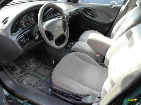 1999 Ford Taurus SE Wagon interior Photo #40348062 | GTCarLot.com