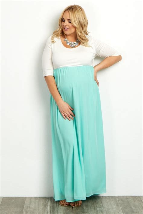 Colorblock Dress | Plus-Size Maternity Dresses | POPSUGAR Family Photo 2