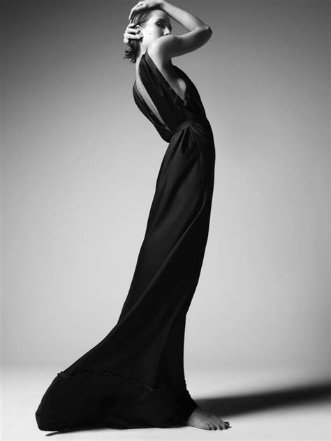 Black and White Fashion Photography by Renam Christofoletti