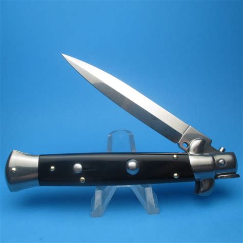 9 Italian Stiletto Switchblades - My Switchblade