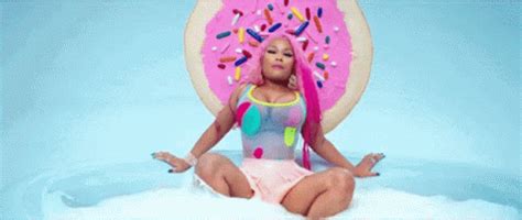 Nicki Minaj Bath GIF - Nicki Minaj Bath - Discover & Share GIFs in 2022 | Nicki minaj, Sexy ...