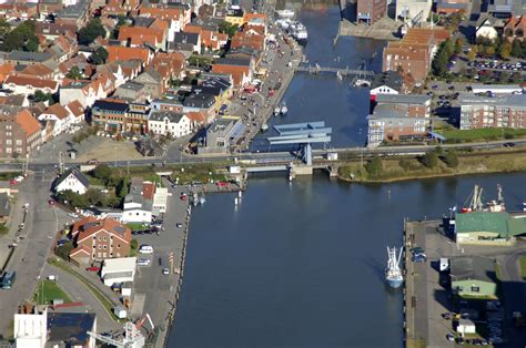 Husum Hafen Bridge in Husum, Schleswig-Holstein, Germany - bridge Reviews - Phone Number ...