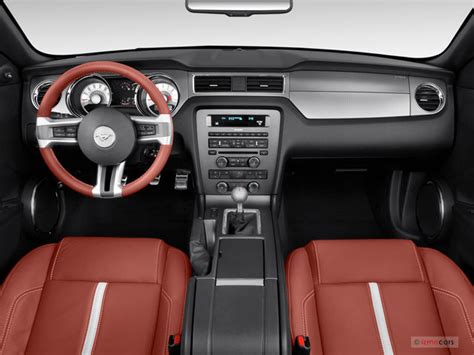 2010 Ford Mustang Interior | U.S. News & World Report