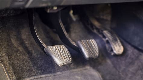 How to EASILY Adjust a Clutch Pedal on a Car