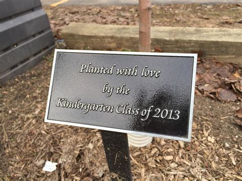 Show your honor with a park bench or garden plaque with stake. Our ...