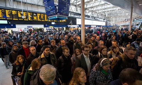 Southern Rail strikes called off for talks | Daily Mail Online