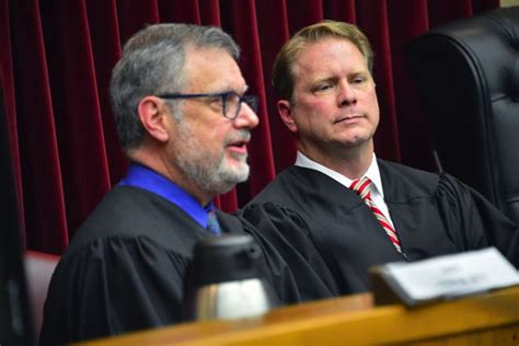 Wilkinson sworn in as Washington County Circuit Court judge