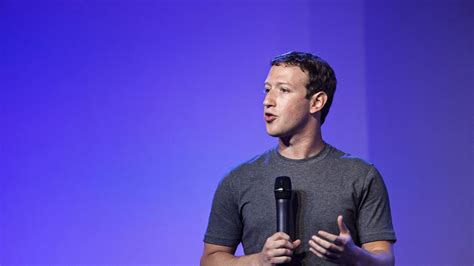 Confirmed: Mark Zuckerberg's Closet Is All Gray T-Shirts and Hoodies ...