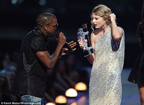 Kanye West and Taylor Swift in NYC after he claims the she wants to work with him | Daily Mail ...