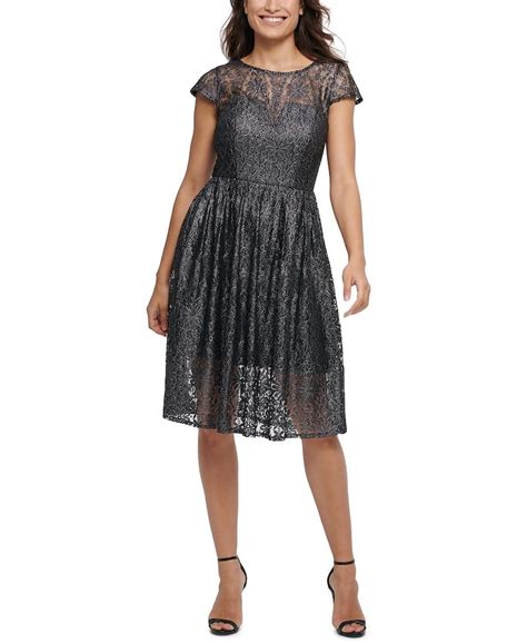 16 of the Best Macy's Dresses for Mom