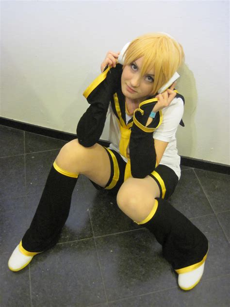 Len kagamine cosplay by Rpd95 on DeviantArt