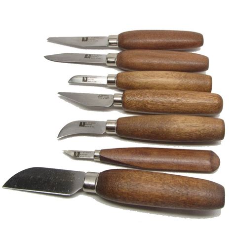 R Murphy Complete Knife Craft Wood Carving Set Review