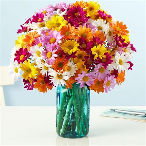 HGTV Gardens shares photos of beautiful flower arrangements featuring fall mums. | Chrysanthemum ...