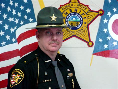 The Beret Project: Compulsory Berets for US Sheriffs