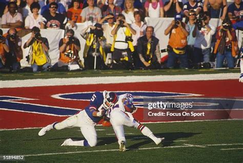 Buffalo Bills For Super Bowl Xxv Photos and Premium High Res Pictures ...