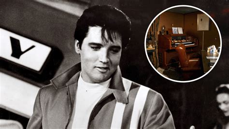 Elvis Presley's Graceland: Inside Off-Limits Upstairs Rooms | Closer Weekly