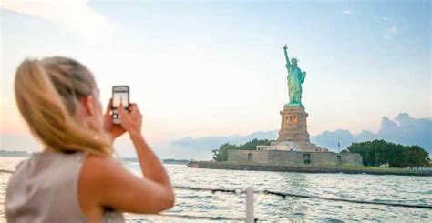 New York City: Statue of Liberty & Ellis Island with Ferry – Best Things to do List