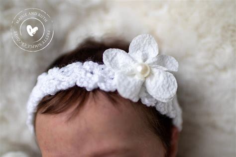 Easy Crochet Baby Headband (Free Pattern) - Maisie and Ruth