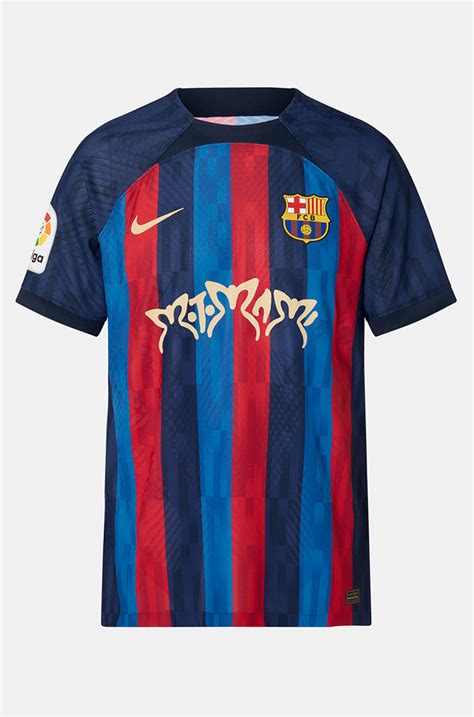 Camisa Barcelona Edição Especial Rosalía Motomami 22/23 Vermelha e Azu – DS Sports - Artigos ...