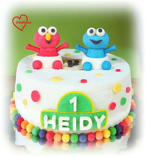 Loving Creations for You: Baby Elmo and Cookie Monster Chiffon Cake