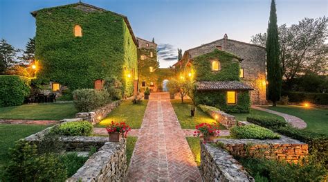 Luxury Villa rentals in Umbria | Edge Retreats