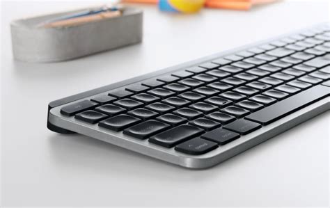 Logitech MX Keys für Mac – kabellose Tastatur mit Tastenbeleuchtung