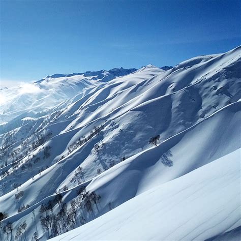 Skiing India — Ski Gulmarg, the Best Skiing in India | Snowboard | Ski | Kashmir | Gulmarg ...