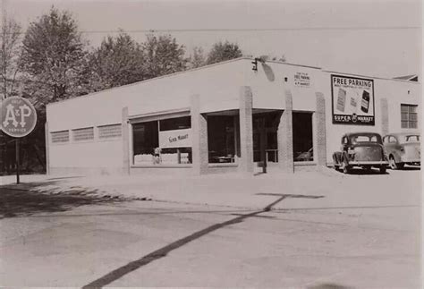 Former A&P Grocery store on the corner of Steubenville Avenue and North 3rd Street. | Cambridge ...