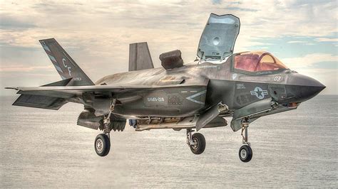 F-35B – Lightning Carrier Proof of Concept Demonstration - YouTube