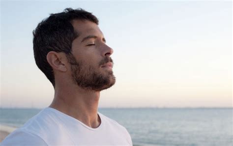 5 Reasons Why Men Should Practice Mindfulness | Manfulness Living